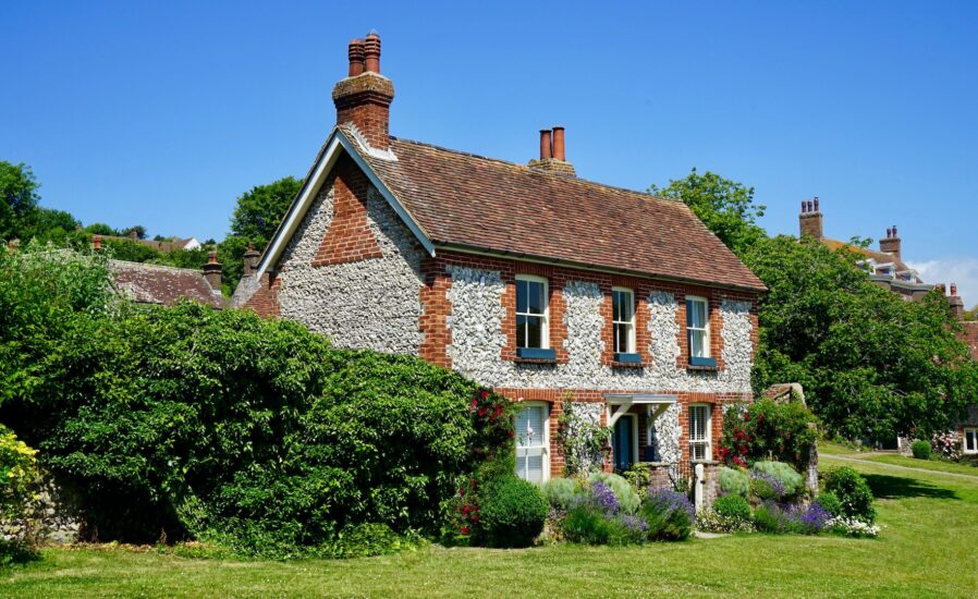 pexels-mike-b-463996